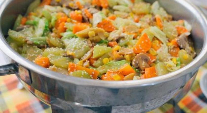 بيت شباب أتي-أتيهان فيستيفال كاليبو المظهر الخارجي الصورة